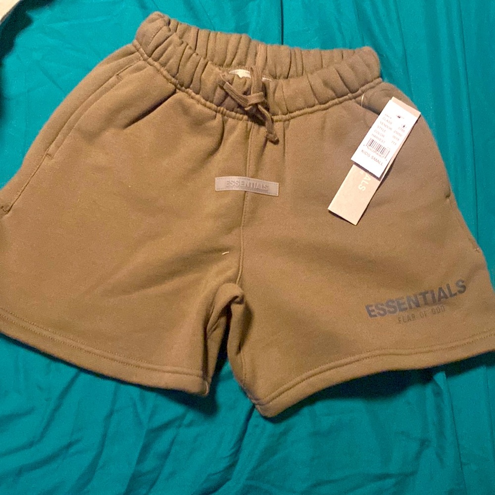 Essentials FOG Harvest Shorts
